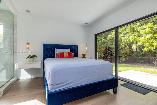 Bedroom, Interior, Pendant Lights, Wood Texture Flooring