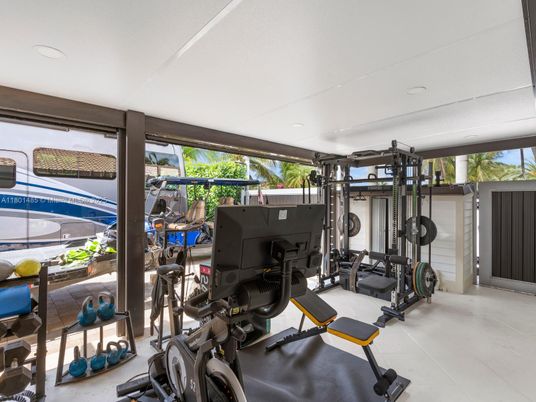Fitness Equipment, Interior, Recessed Lighting