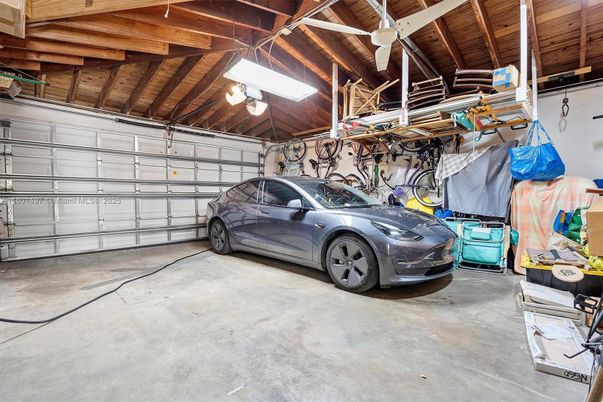 Garage, Interior, Wooden Beams, Wooden Ceilings