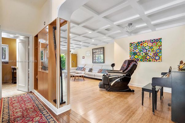 Interior, Living room, Piano, Recessed Lighting, Wood Texture Flooring