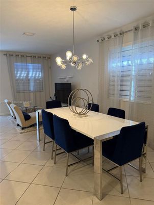 Dining room, Interior, Living room, Pendant Lights