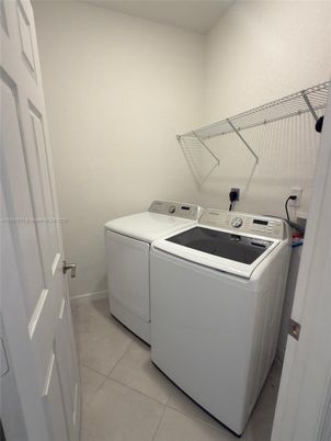 Interior, Washer