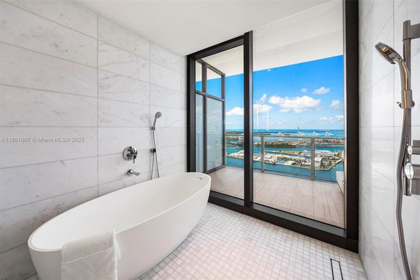 Bathroom, Free Standing Baths, Glass Shower, Interior, Marble Walls, Water