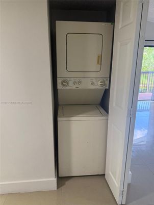 Interior, Utility Closets, Washer