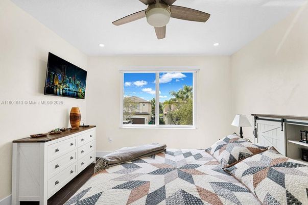 Bedroom, Interior, Recessed Lighting, Wood Texture Flooring