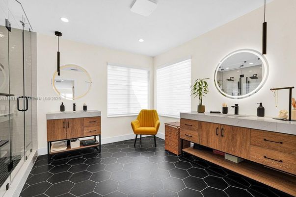 Bathroom, Dual Sink Vanities, Glass Shower, Interior, Pendant Lights, Recessed Lighting