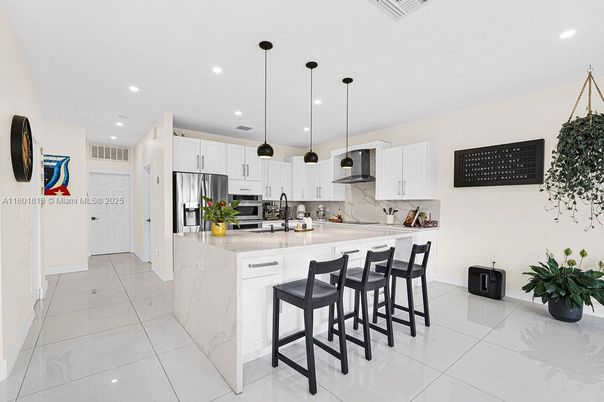 Interior, Kitchen, Pendant Lights, Recessed Lighting, Stainless Steel Appliances