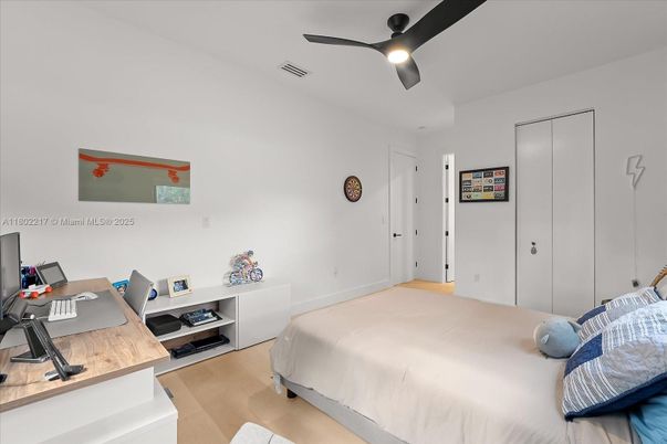 Bedroom, Home Office, Interior, Wood Texture Flooring