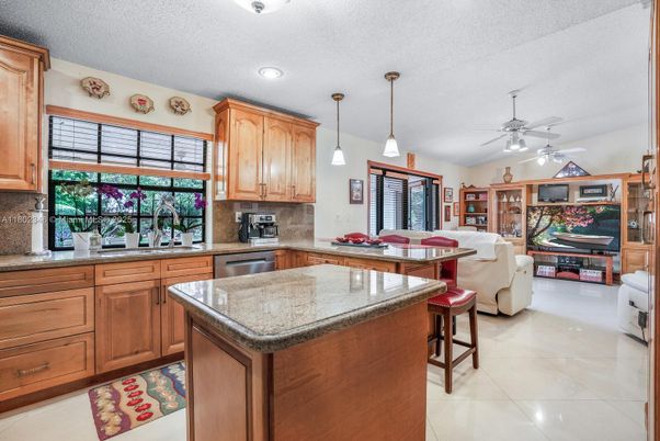 Interior, Kitchen, Pendant Lights, Recessed Lighting