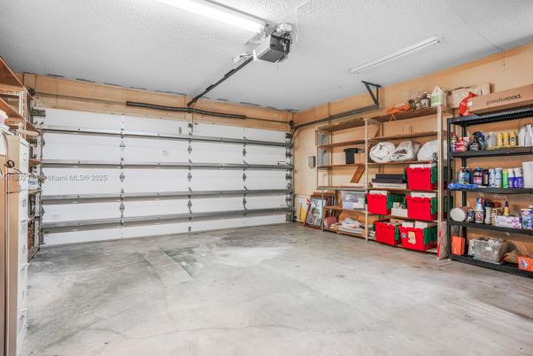 Garage, Interior