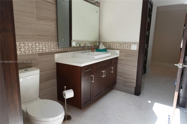 Bathroom, Interior