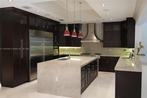 Interior, Kitchen, Pendant Lights, Recessed Lighting, Stainless Steel Appliances