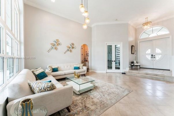 Interior, Living room, Pendant Lights, Recessed Lighting