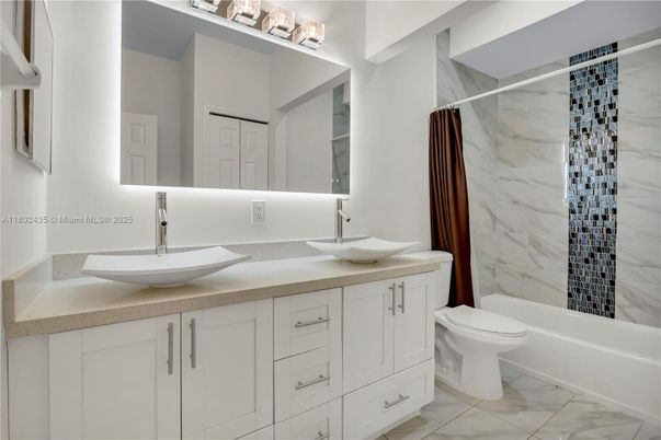 Bathroom, Dual Sink Vanities, Interior, Marble, Marble Walls