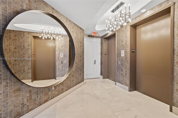 Elevator, Interior, Pendant Lights
