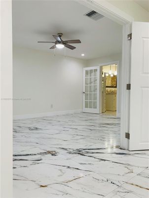 Empty room, Interior, Marble, Recessed Lighting
