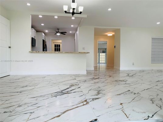 Empty room, Interior, Marble, Recessed Lighting