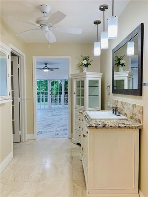 Bathroom, Interior, Marble, Pendant Lights
