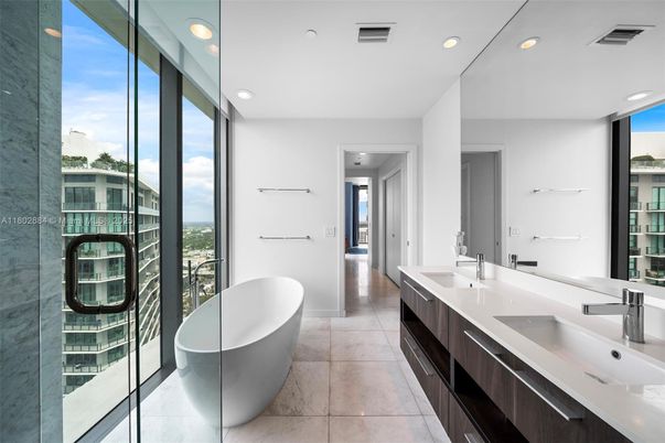 Bathroom, Dual Sink Vanities, Free Standing Baths, Glass Shower, Interior, Recessed Lighting