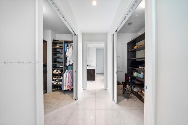 Interior, Marble, Recessed Lighting