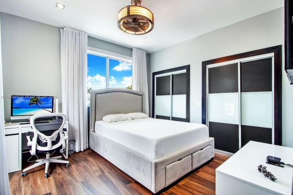 Bedroom, Home Office, Interior, Recessed Lighting, Wood Texture Flooring