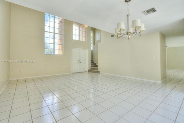 Chandelier, Empty room, Interior