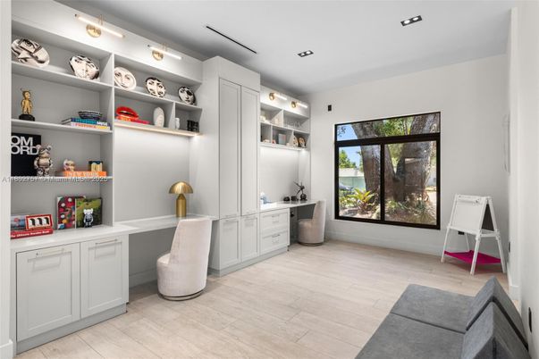 Home Office, Interior, Recessed Lighting, Wood Texture Flooring