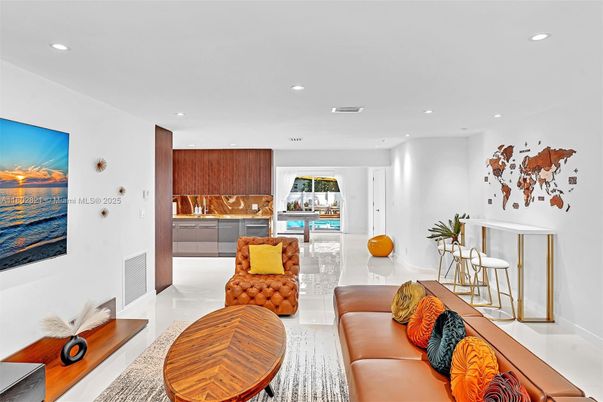 Interior, Kitchen, Living room, Recessed Lighting