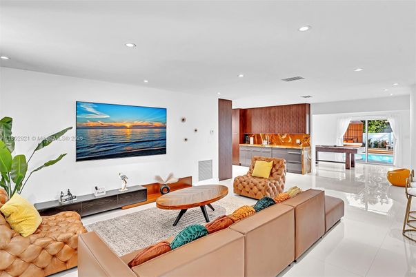 Interior, Kitchen, Living room, Recessed Lighting