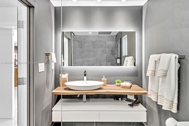 Bathroom, Glass Shower, Interior