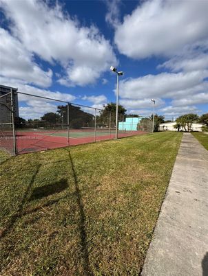 Exterior, Tennis Courts