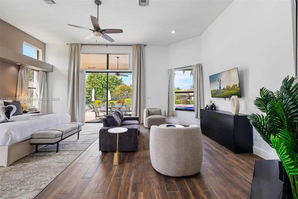 Bedroom, Interior, Living room, Recessed Lighting, Wood Texture Flooring