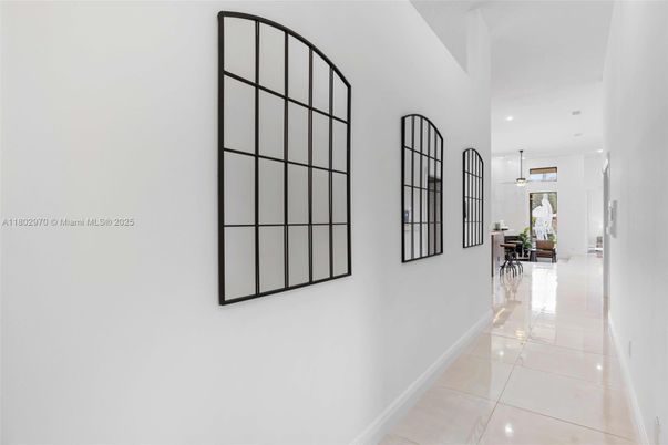 Dining room, Interior, Pendant Lights, Recessed Lighting