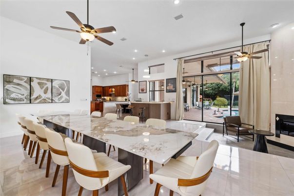 Dining room, Interior, Kitchen, Pendant Lights, Recessed Lighting
