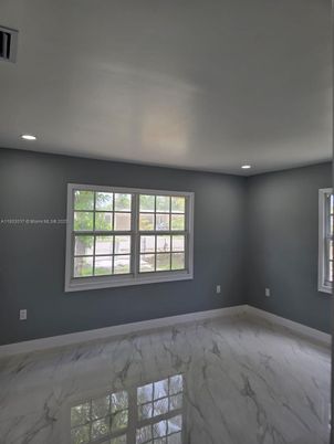 Empty room, Interior, Marble, Recessed Lighting