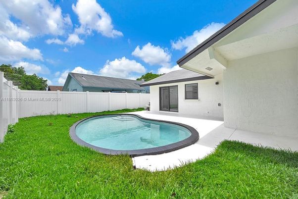 Backyard, Exterior, Pool