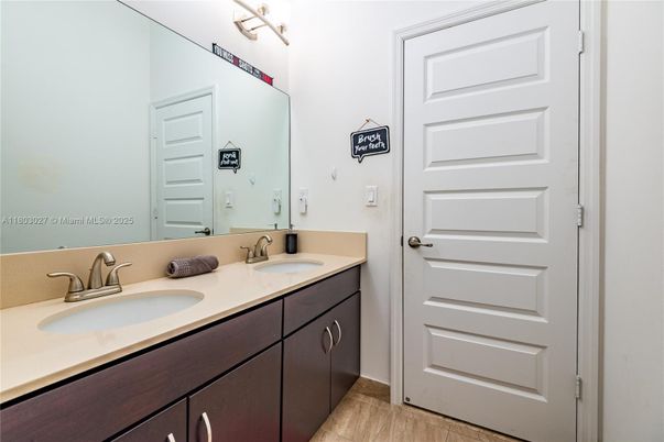 Bathroom, Dual Sink Vanities, Interior, Wood Texture Flooring