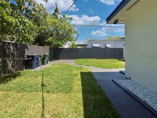Backyard, Exterior