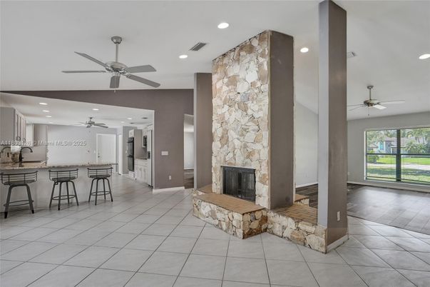 Fireplace, Interior, Recessed Lighting