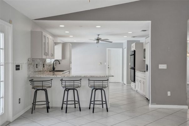Interior, Kitchen, Recessed Lighting