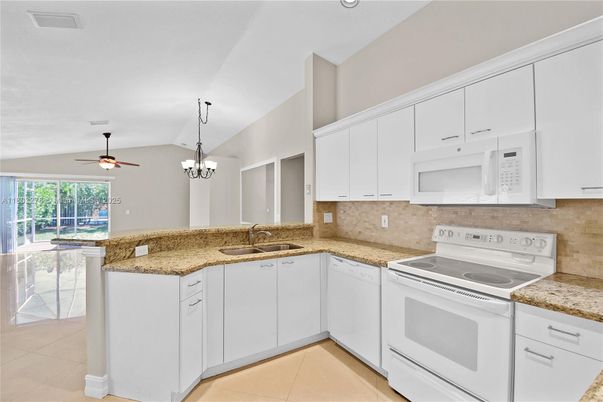 Chandelier, Interior, Kitchen
