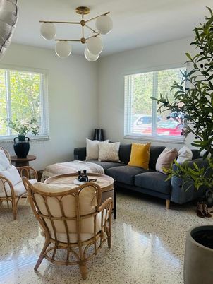 Dining room, Interior, Living room, Pendant Lights