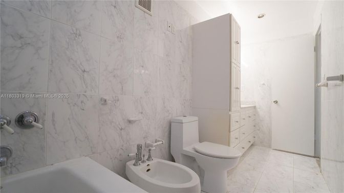 Bathroom, Interior, Marble, Marble Walls
