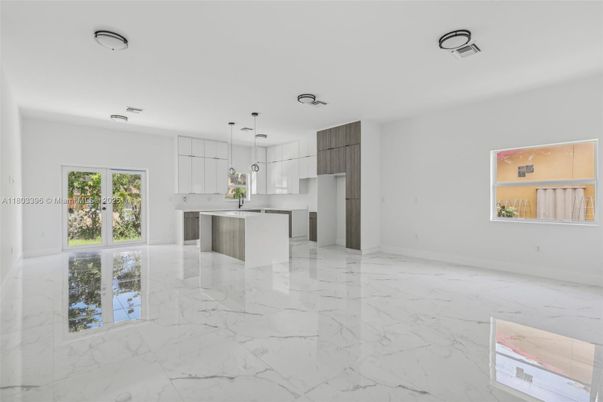 Interior, Kitchen, Marble, Pendant Lights, Recessed Lighting