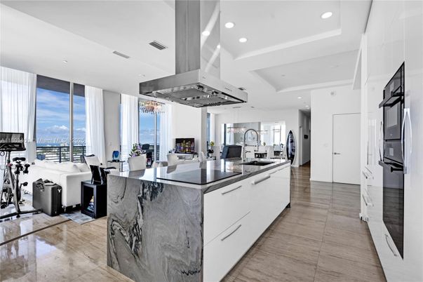 Interior, Kitchen, Pendant Lights, Recessed Lighting