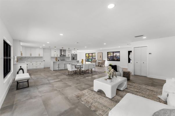 Dining room, Interior, Kitchen, Living room, Pendant Lights, Recessed Lighting