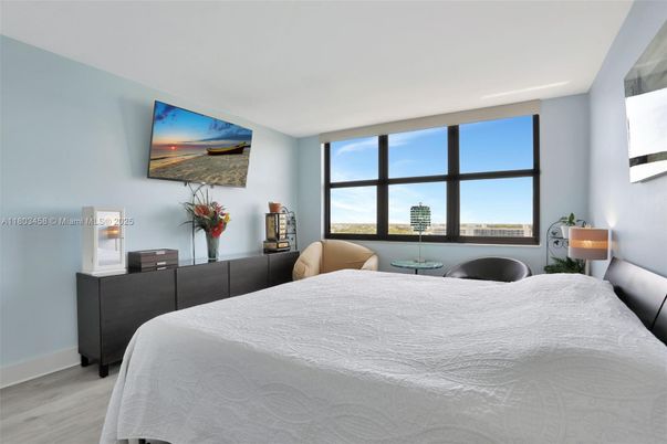 Bedroom, Interior, Water, Wood Texture Flooring