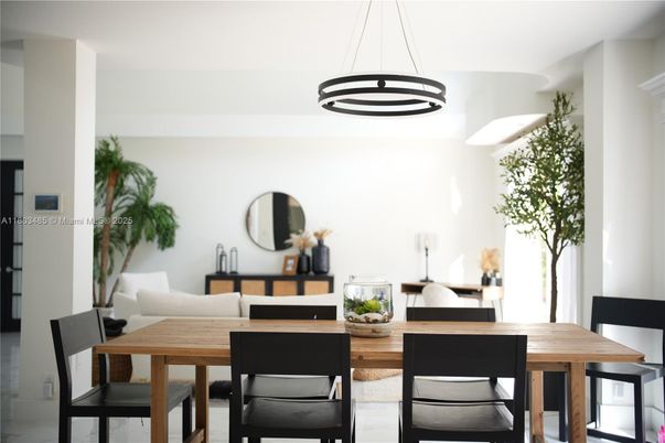 Dining room, Interior, Pendant Lights