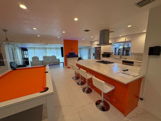 Interior, Kitchen, Living room, Recessed Lighting, Stainless Steel Appliances