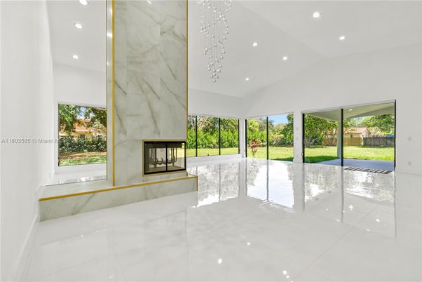 Empty room, Fireplace, Interior, Pendant Lights, Recessed Lighting